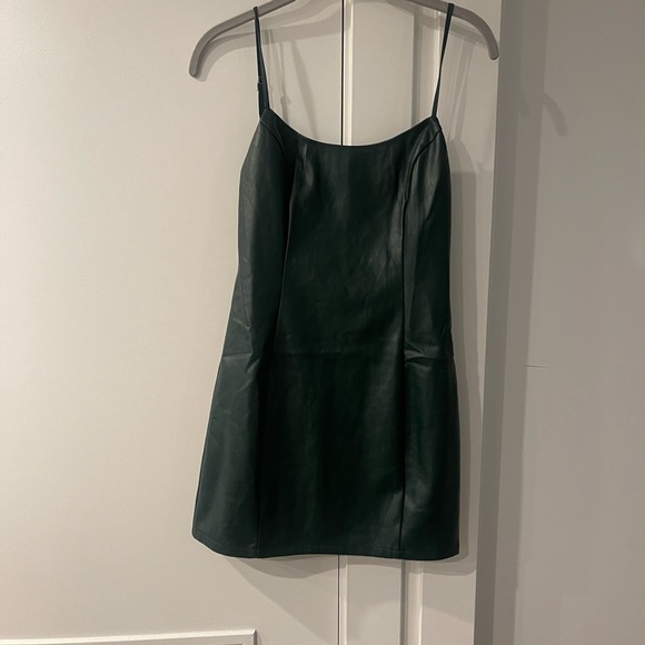 Lulu’s Mini Dress - Picture 3 of 7